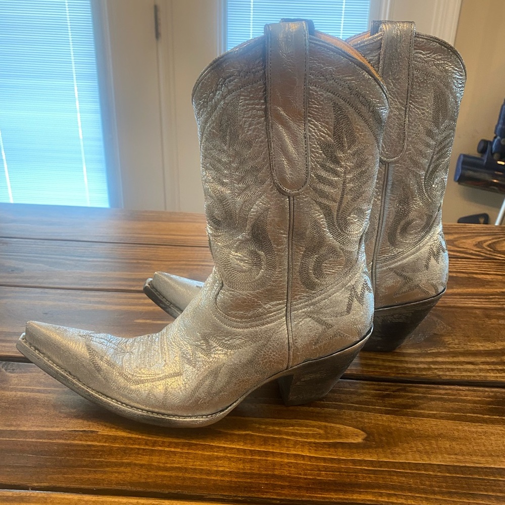 Old Gringo Silver Distressed Cowboy Boots!!! - Picture 2 of 10
